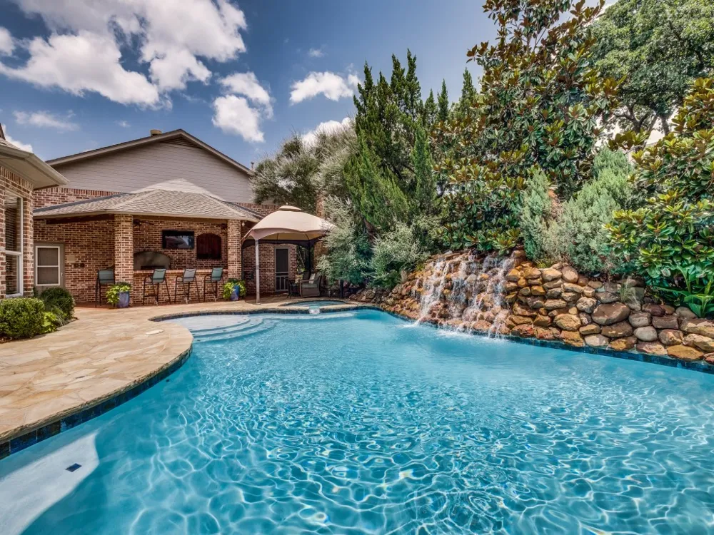 100 Bentwood Court Denton, TX 76210