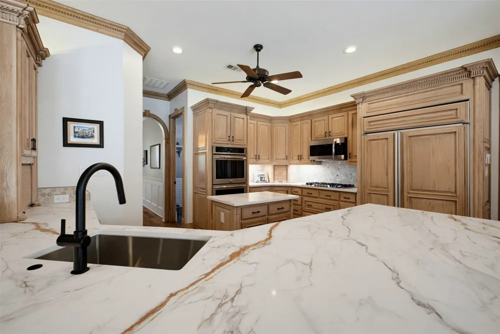 100 Bentwood Court Denton, TX 76210