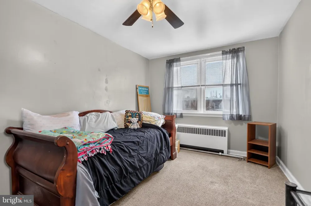 2003 OAKMONT STREET Philadelphia, PA 19152