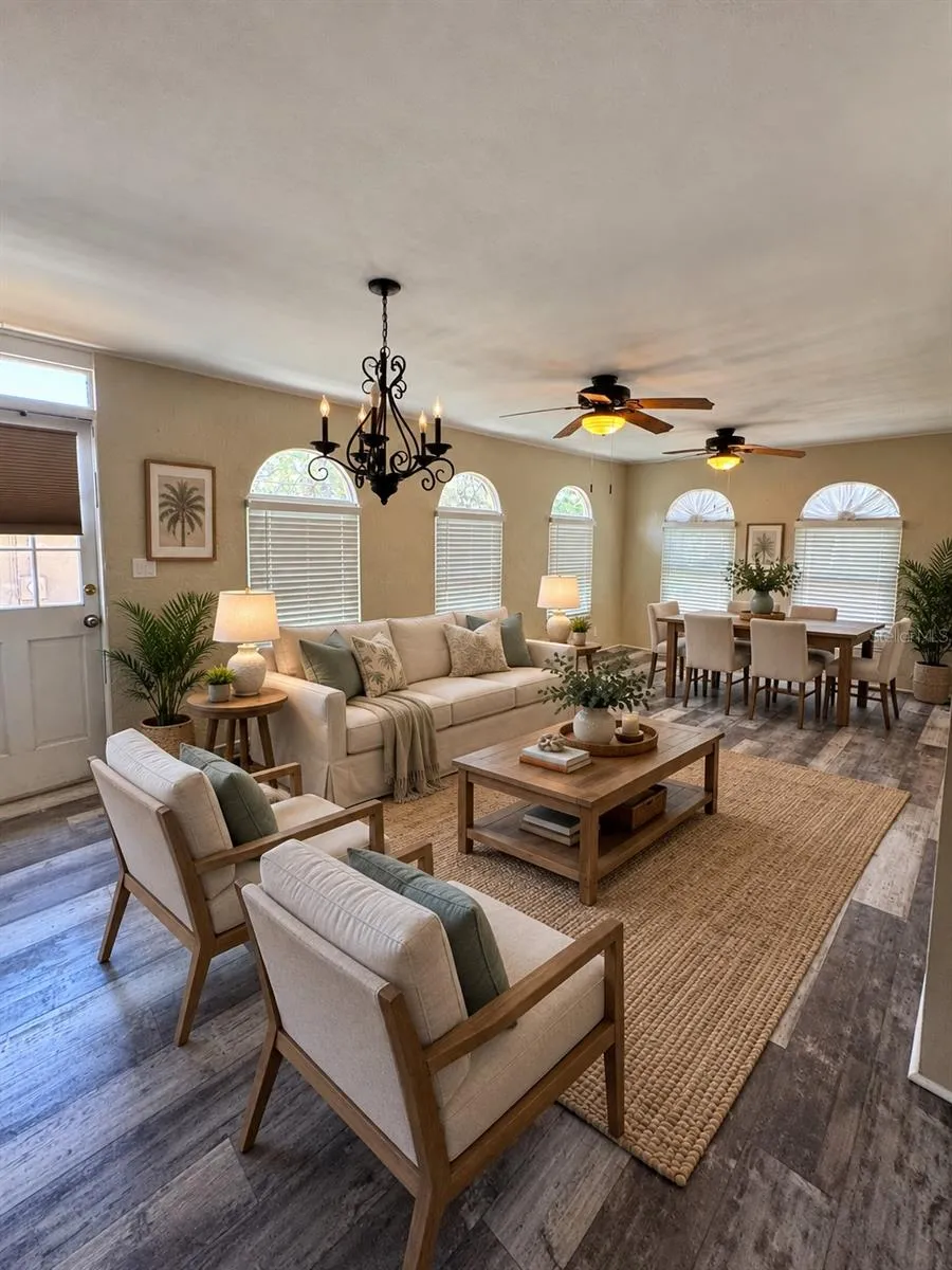 30 KREAMER AVENUE Tarpon Springs, FL 34689