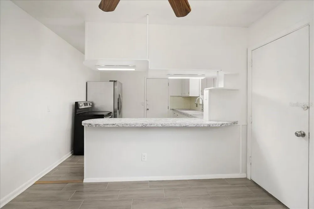 2125 W LOU DRIVE Jacksonville, FL 32216