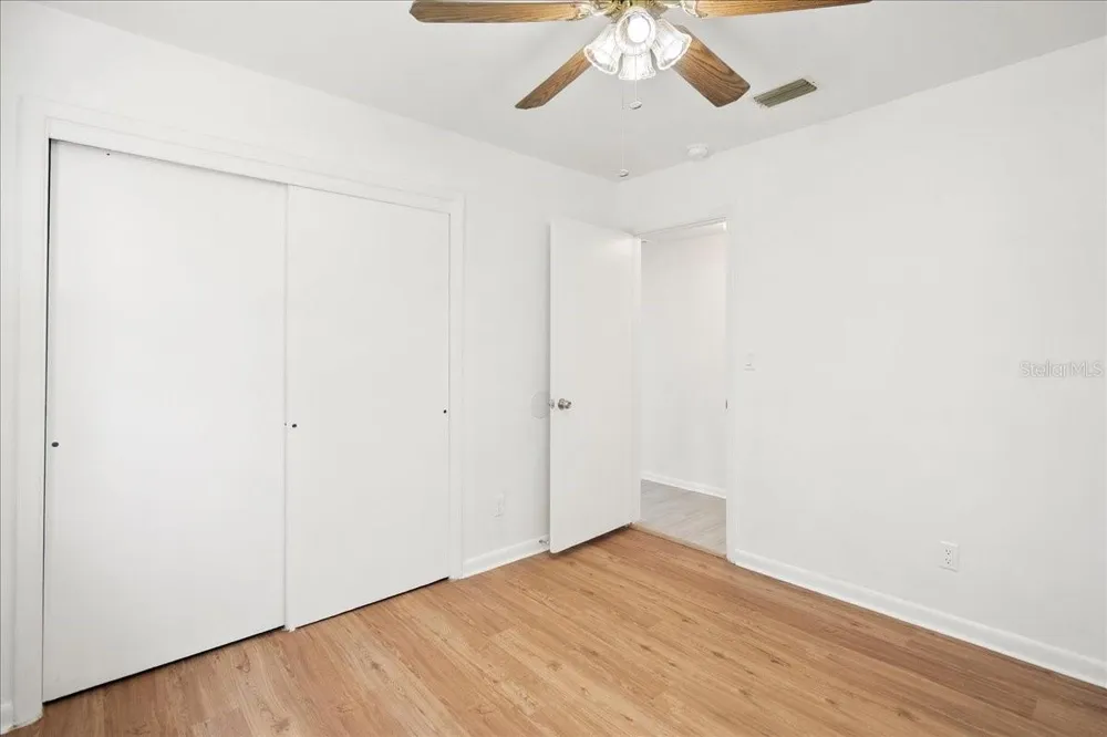2125 W LOU DRIVE Jacksonville, FL 32216