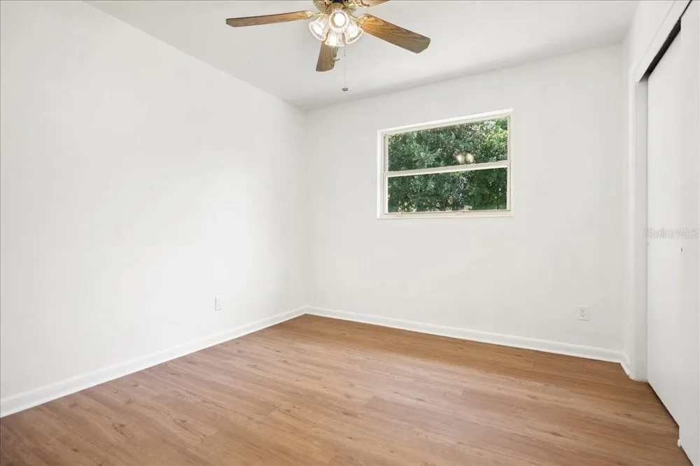 2125 W LOU DRIVE Jacksonville, FL 32216