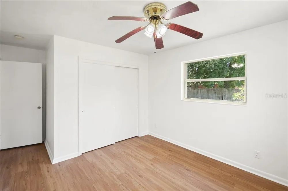 2125 W LOU DRIVE Jacksonville, FL 32216