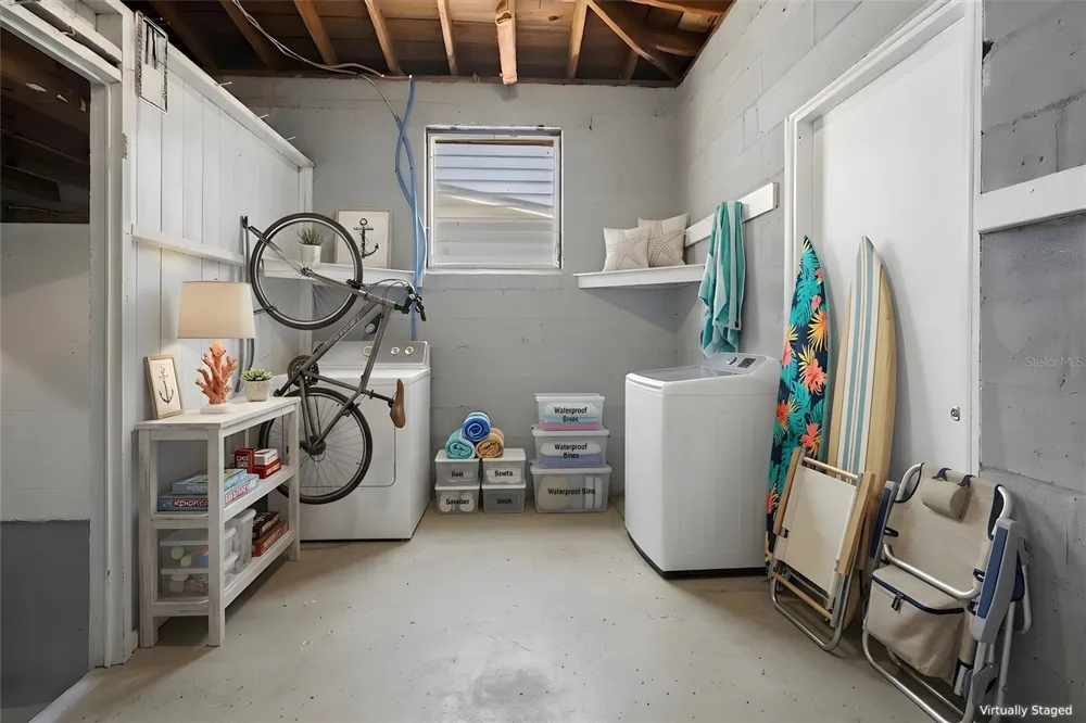2125 W LOU DRIVE Jacksonville, FL 32216