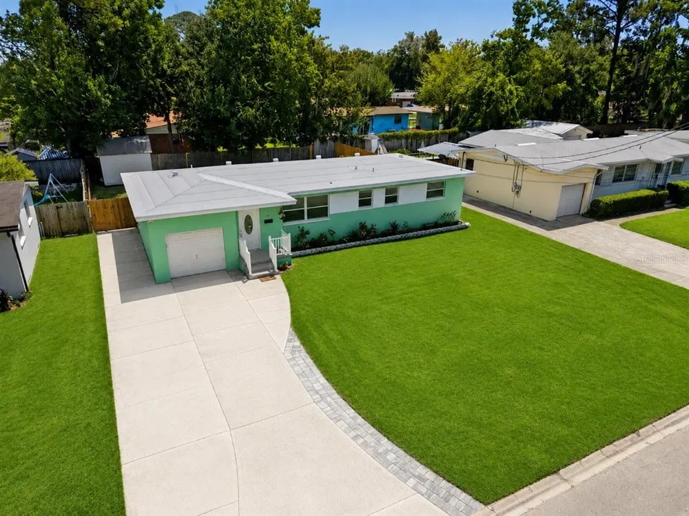 2125 W LOU DRIVE Jacksonville, FL 32216