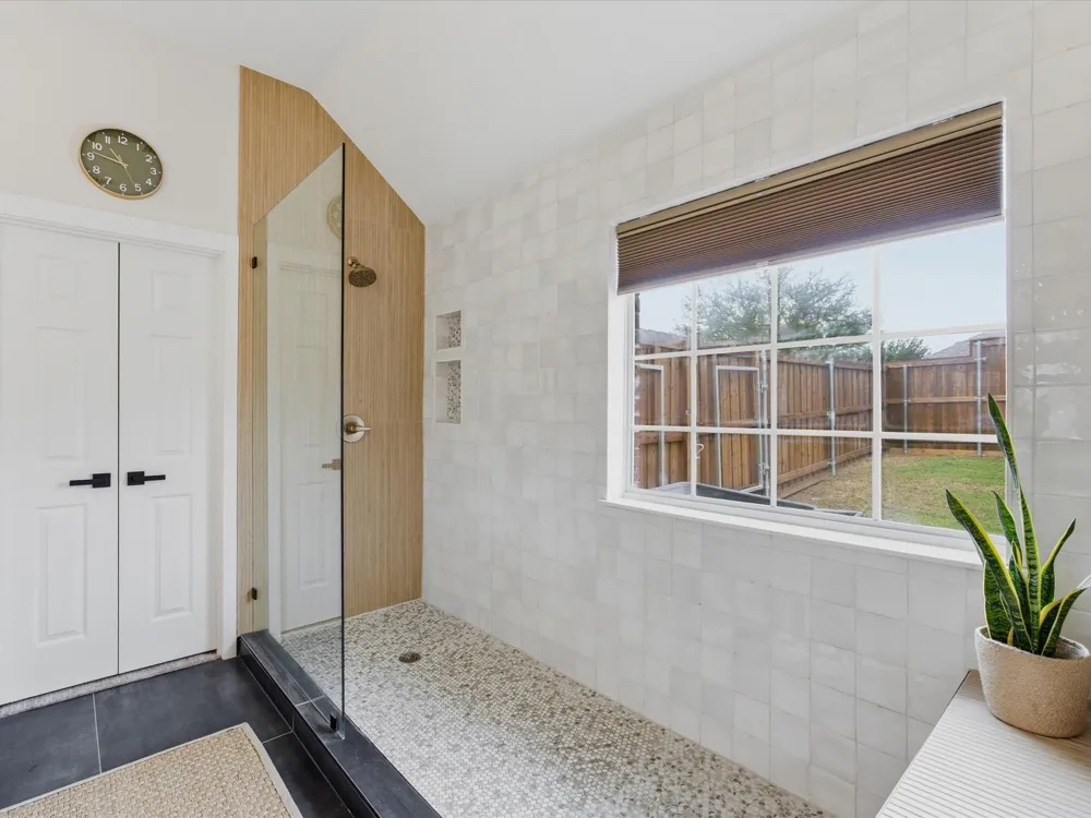 121 Daisey Lane Justin, TX 76247