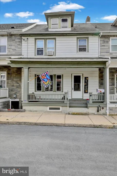 43 E WALNUT STREET
