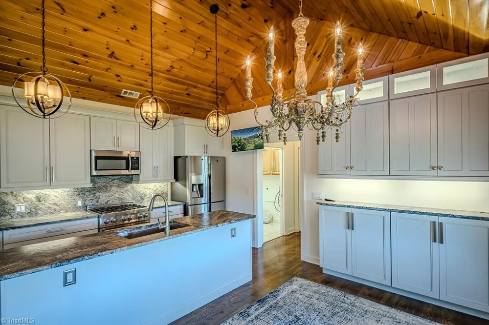 342 Birkdale Ridge Jefferson, NC 28640