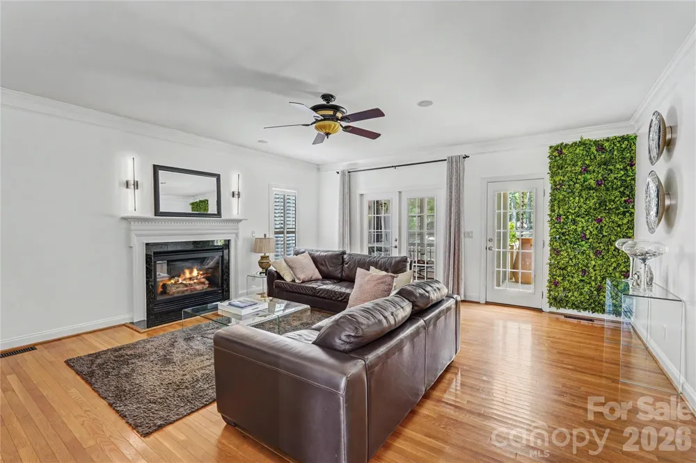 10823 Persimmon Creek Drive Charlotte, NC 28227