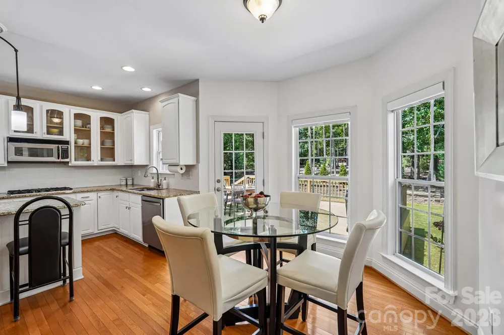 10823 Persimmon Creek Drive Charlotte, NC 28227