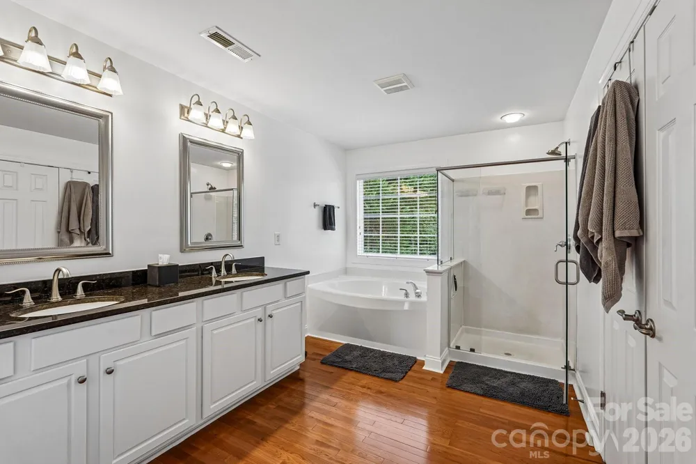 10823 Persimmon Creek Drive Charlotte, NC 28227