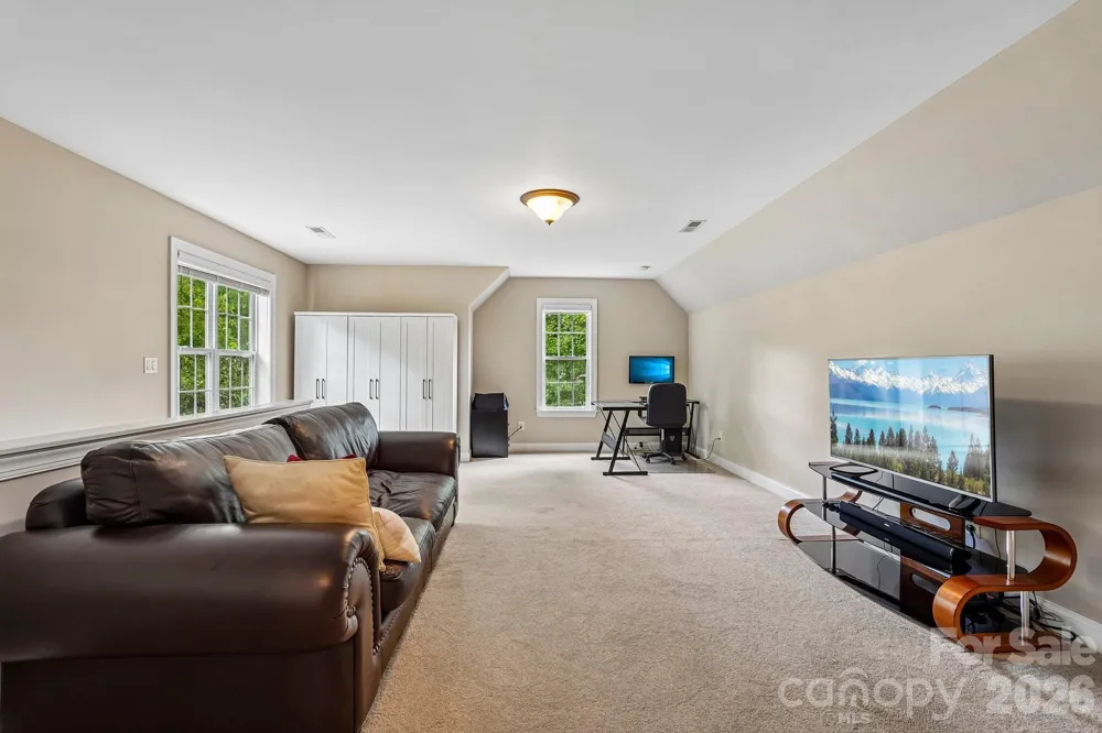 10823 Persimmon Creek Drive Charlotte, NC 28227