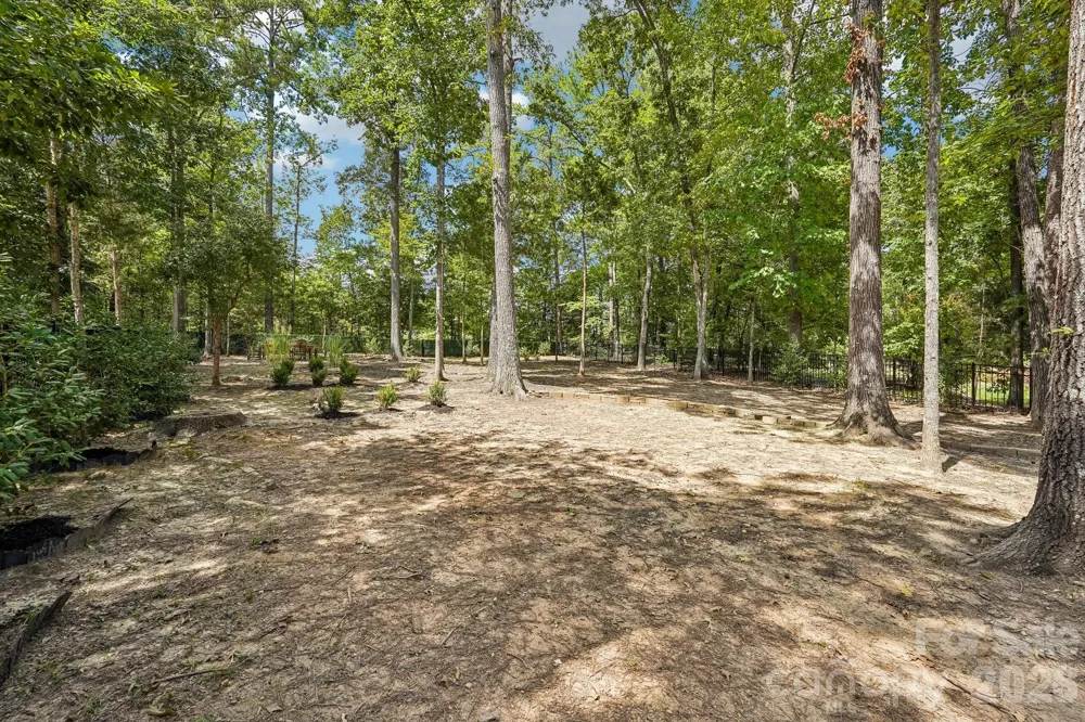10823 Persimmon Creek Drive Charlotte, NC 28227