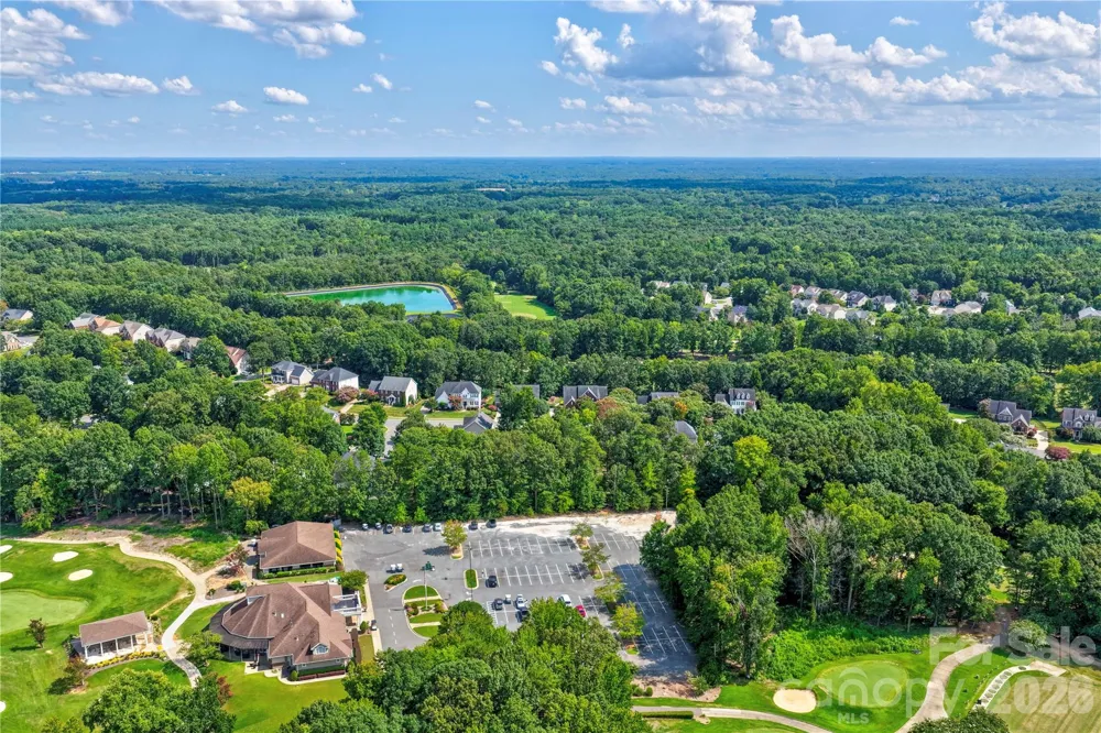 10823 Persimmon Creek Drive Charlotte, NC 28227
