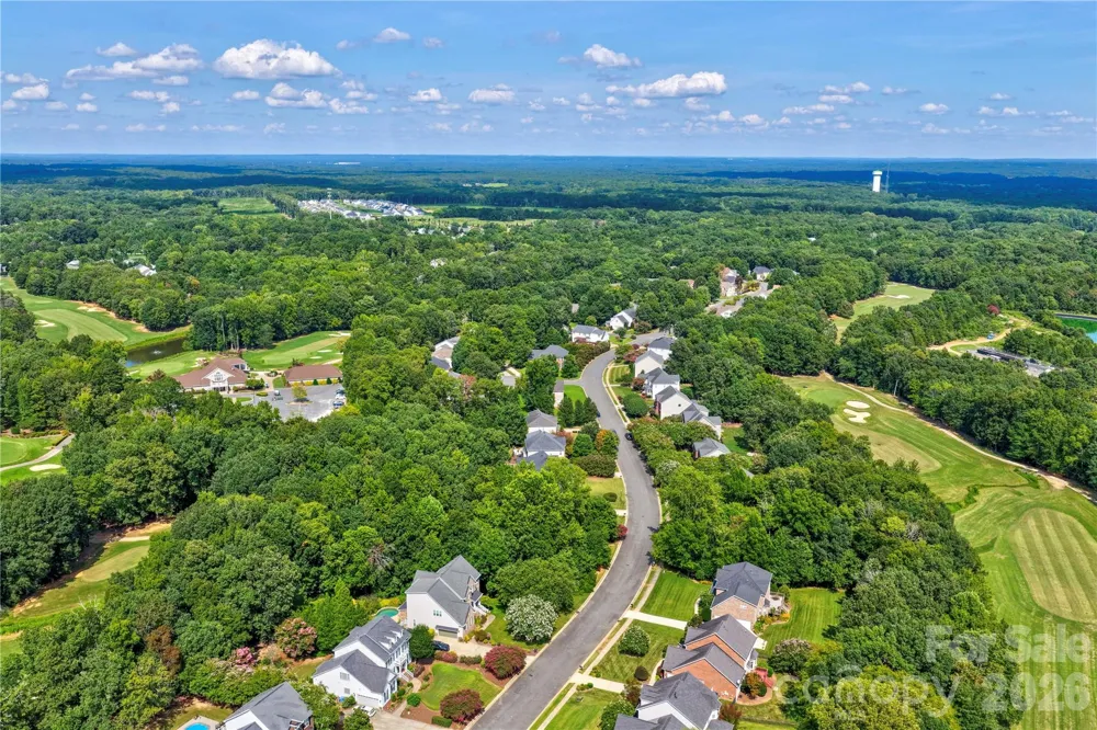 10823 Persimmon Creek Drive Charlotte, NC 28227