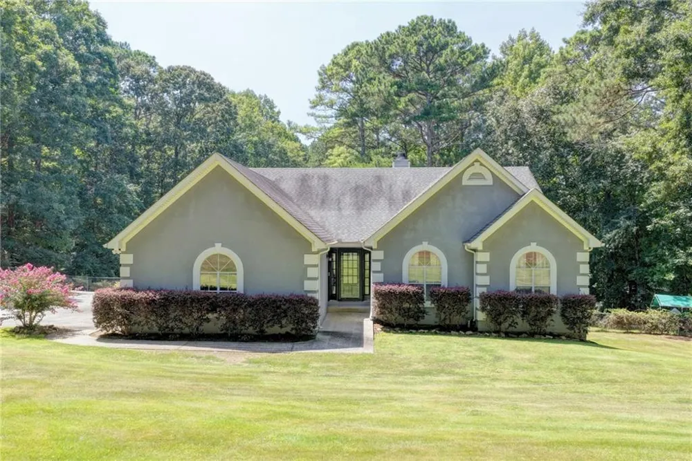 2011 Luke Edwards Road Dacula, GA 30019