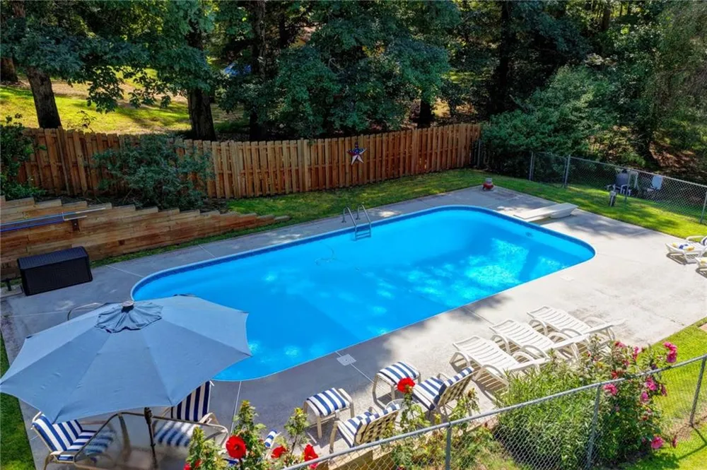 2011 Luke Edwards Road Dacula, GA 30019