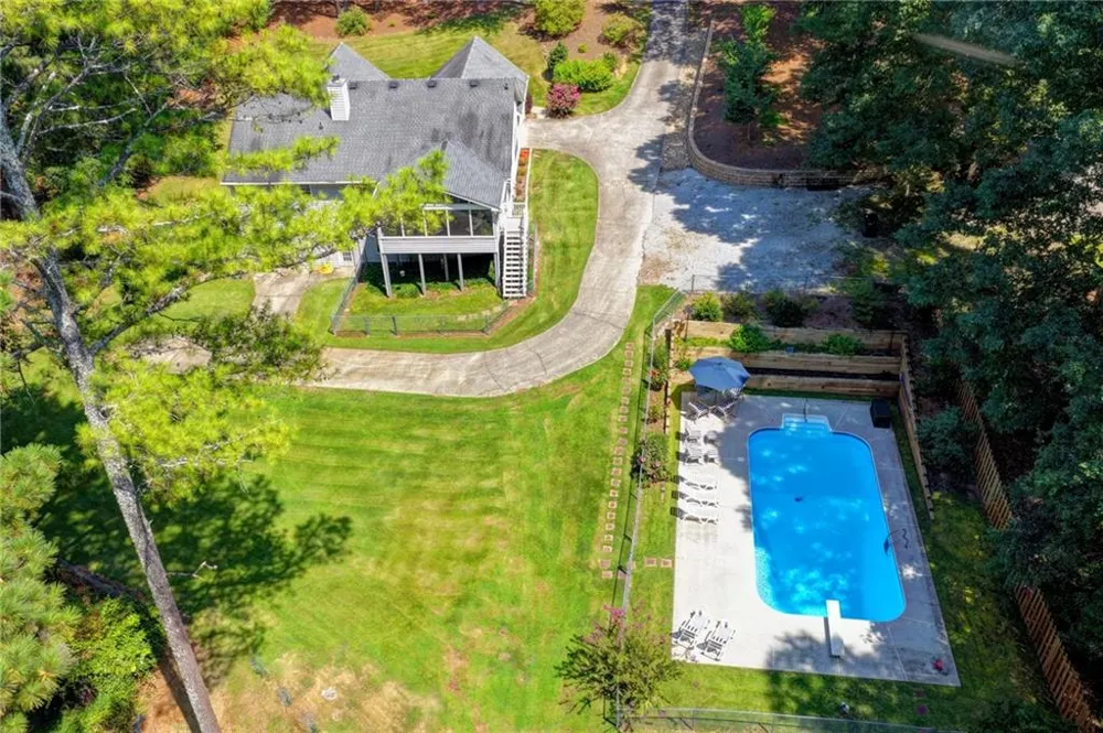 2011 Luke Edwards Road Dacula, GA 30019