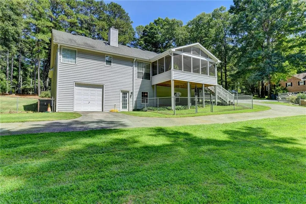 2011 Luke Edwards Road Dacula, GA 30019