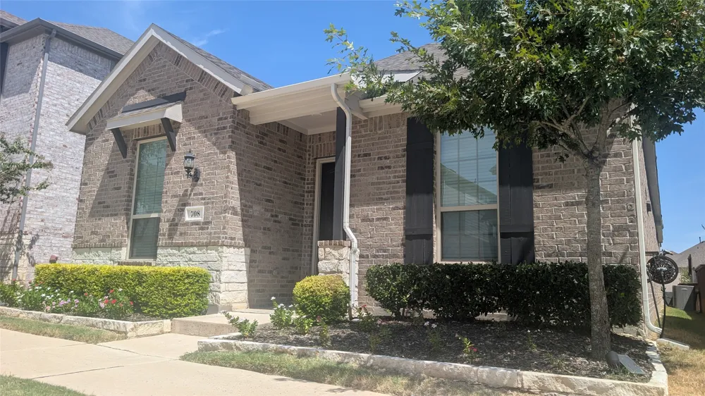 708 Waterbrook Parkway Argyle, TX 76226