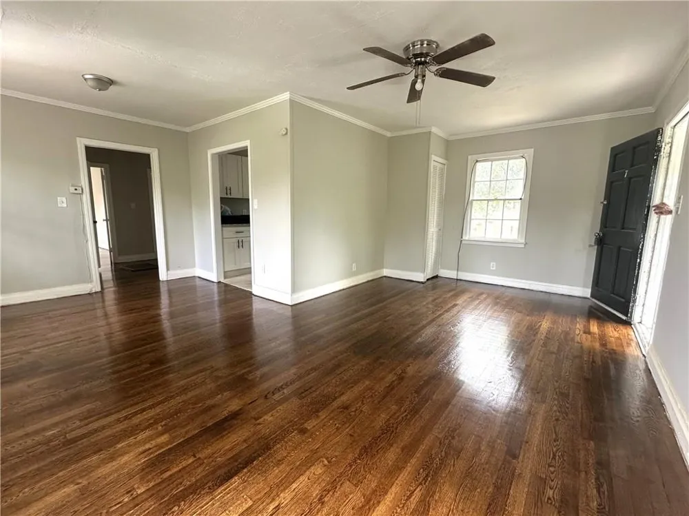 2418 Vineville Avenue Macon, GA 31204