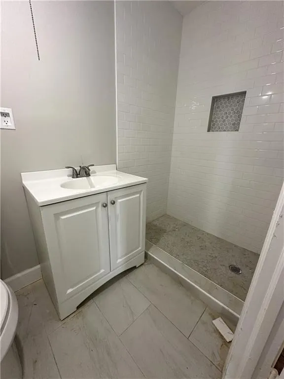 2418 Vineville Avenue Macon, GA 31204
