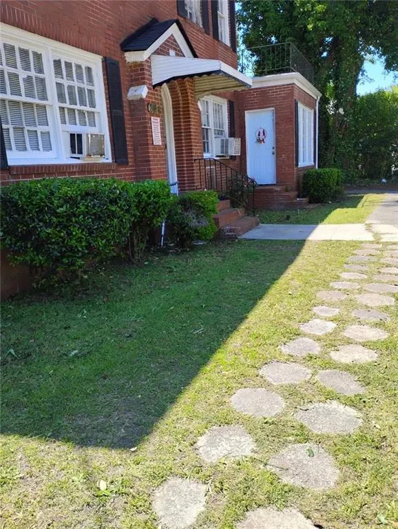 2418 Vineville Avenue Macon, GA 31204