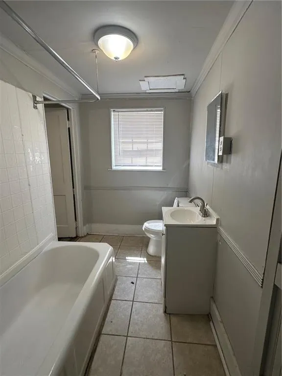2418 Vineville Avenue Macon, GA 31204