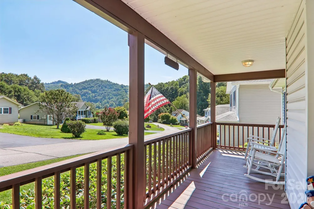 117 Pinellas Lane Waynesville, NC 28785
