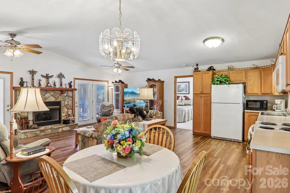 117 Pinellas Lane Waynesville, NC 28785