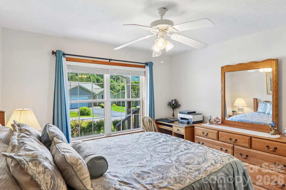 117 Pinellas Lane Waynesville, NC 28785