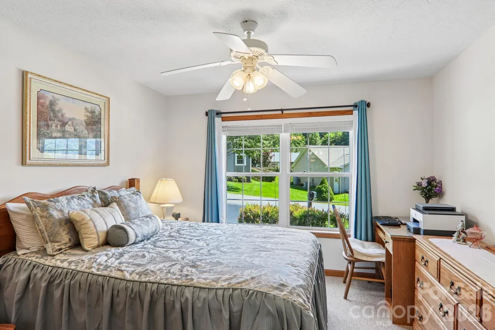 117 Pinellas Lane Waynesville, NC 28785
