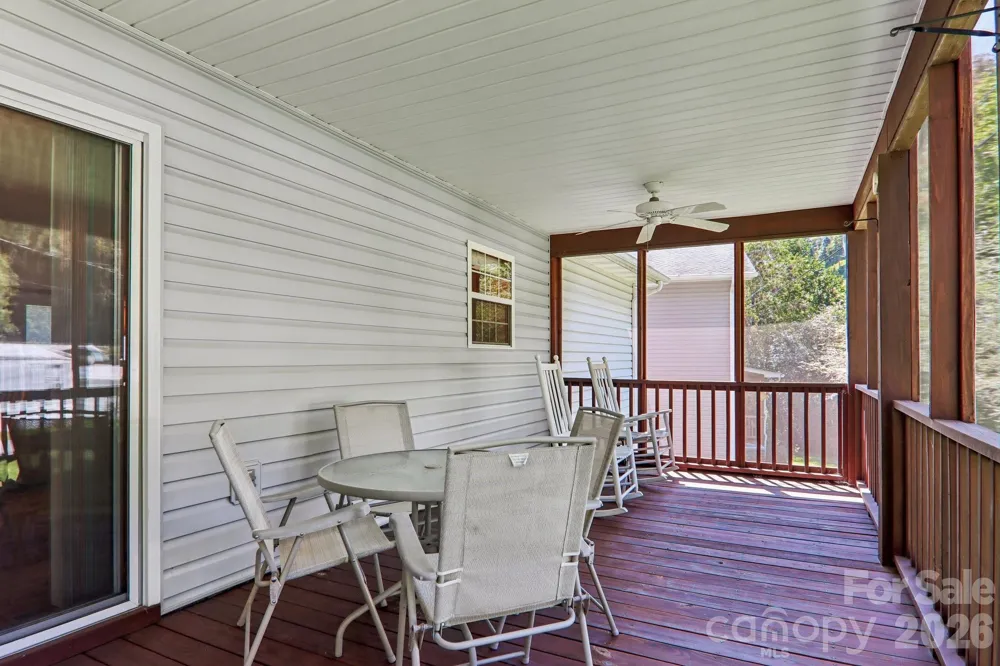 117 Pinellas Lane Waynesville, NC 28785