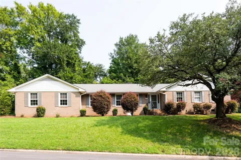 171 Suburban Avenue NE