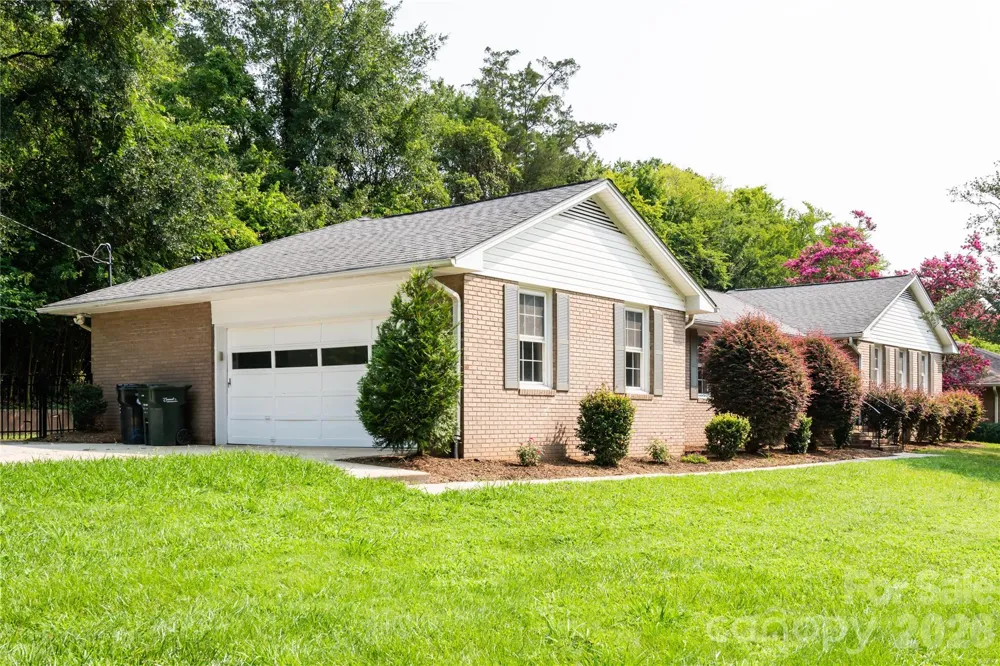 171 Suburban Avenue NE Concord, NC 28025