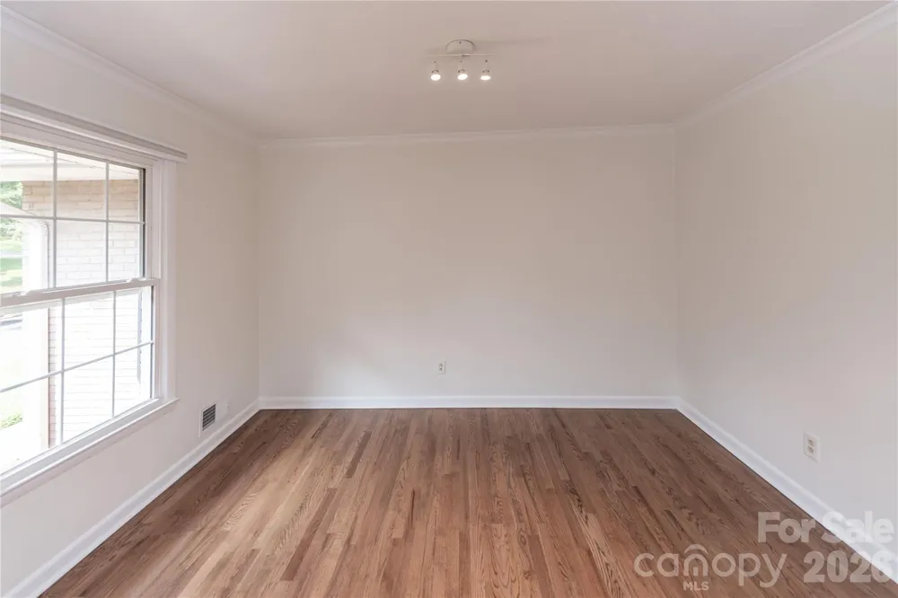 171 Suburban Avenue NE Concord, NC 28025