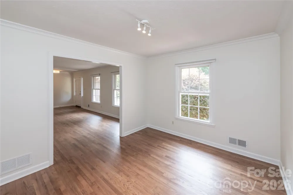 171 Suburban Avenue NE Concord, NC 28025
