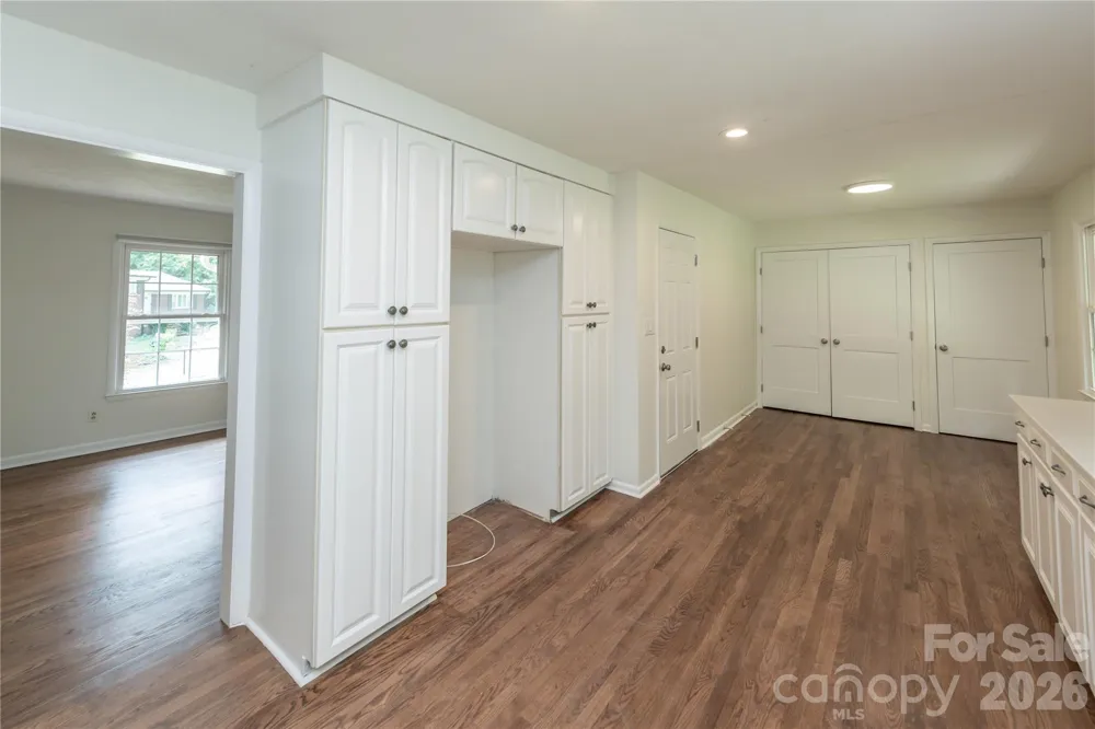 171 Suburban Avenue NE Concord, NC 28025