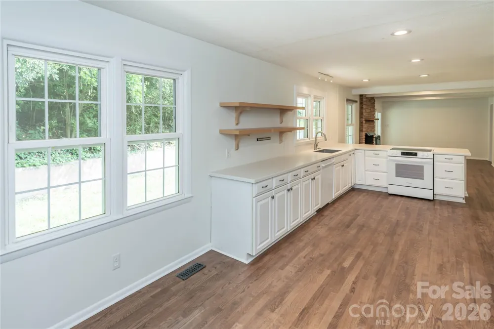 171 Suburban Avenue NE Concord, NC 28025