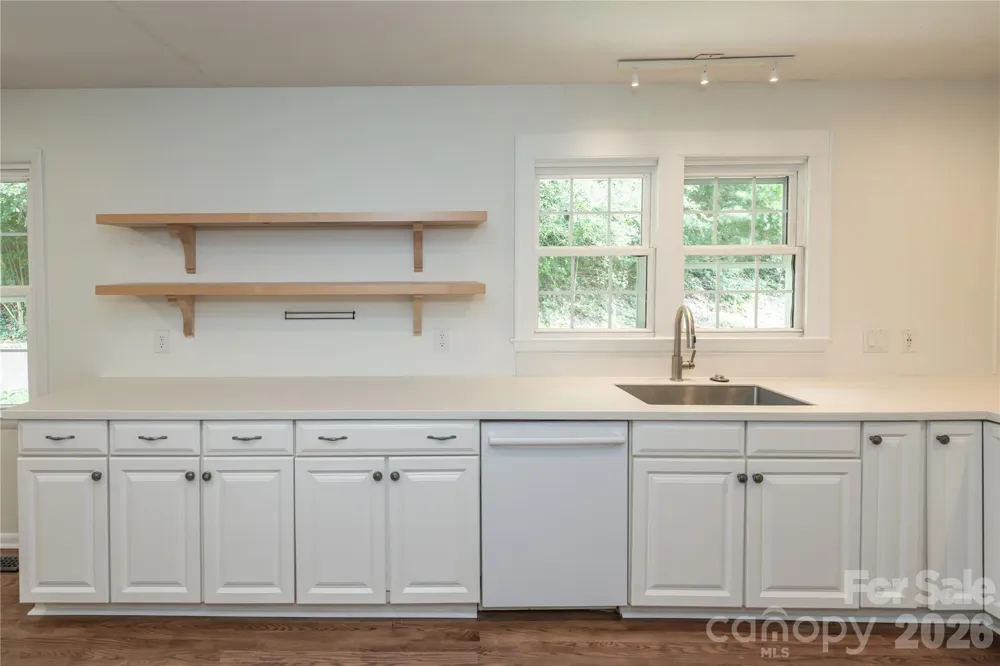 171 Suburban Avenue NE Concord, NC 28025