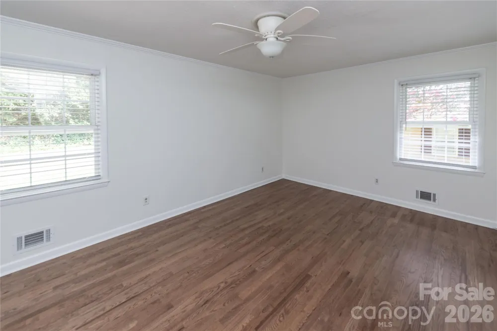 171 Suburban Avenue NE Concord, NC 28025