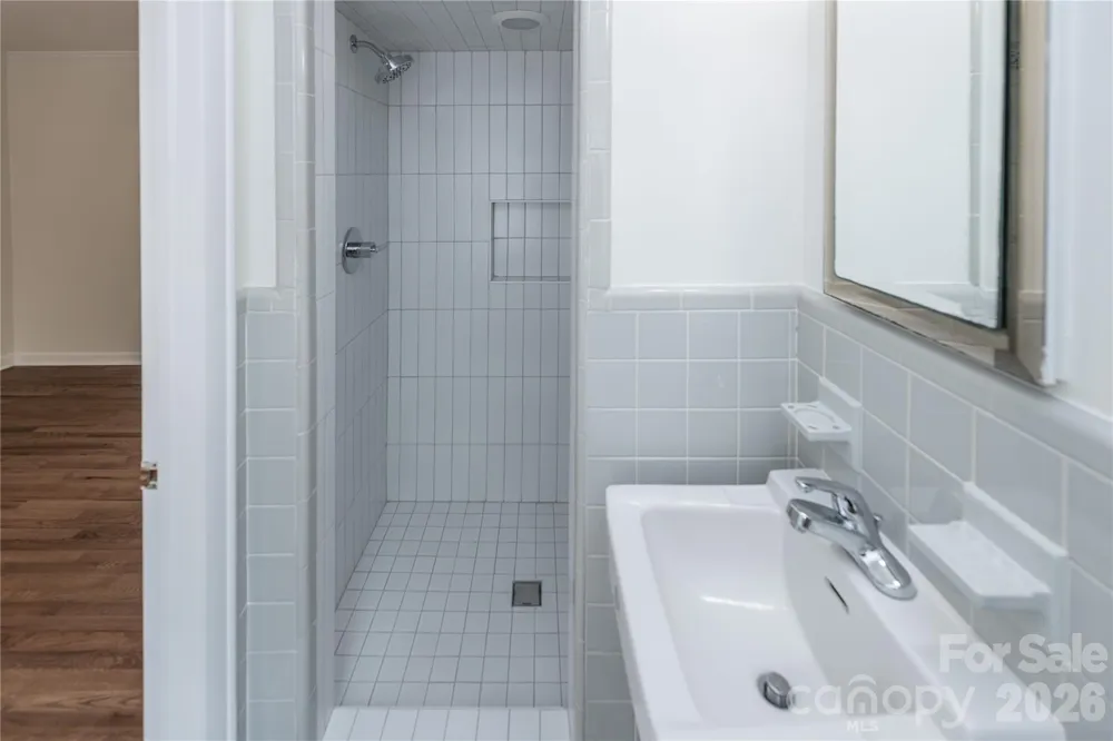 171 Suburban Avenue NE Concord, NC 28025
