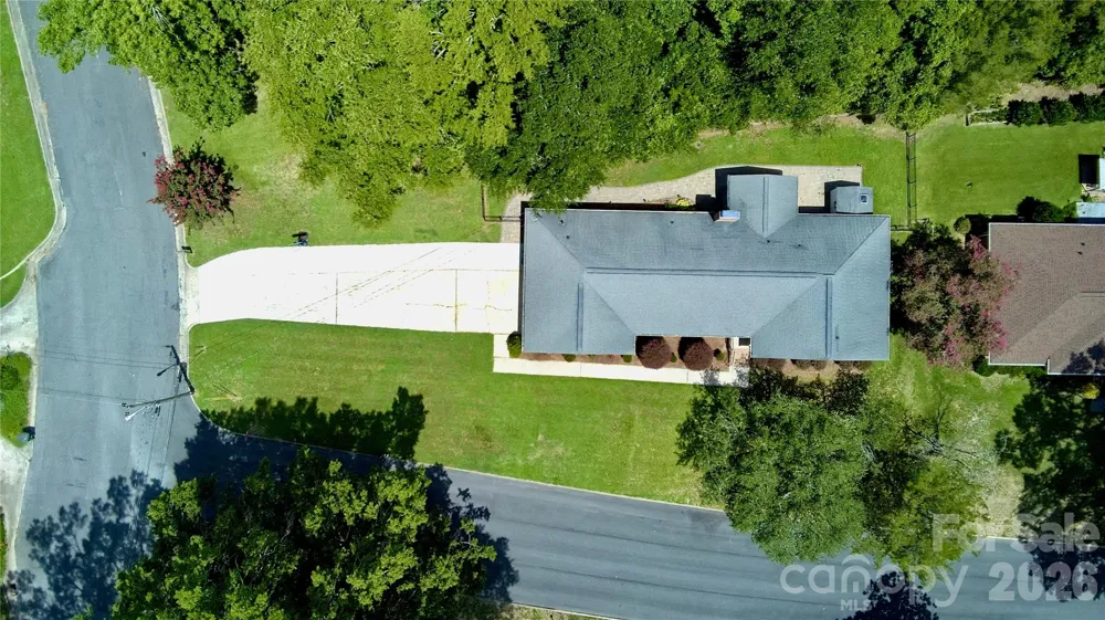 171 Suburban Avenue NE Concord, NC 28025