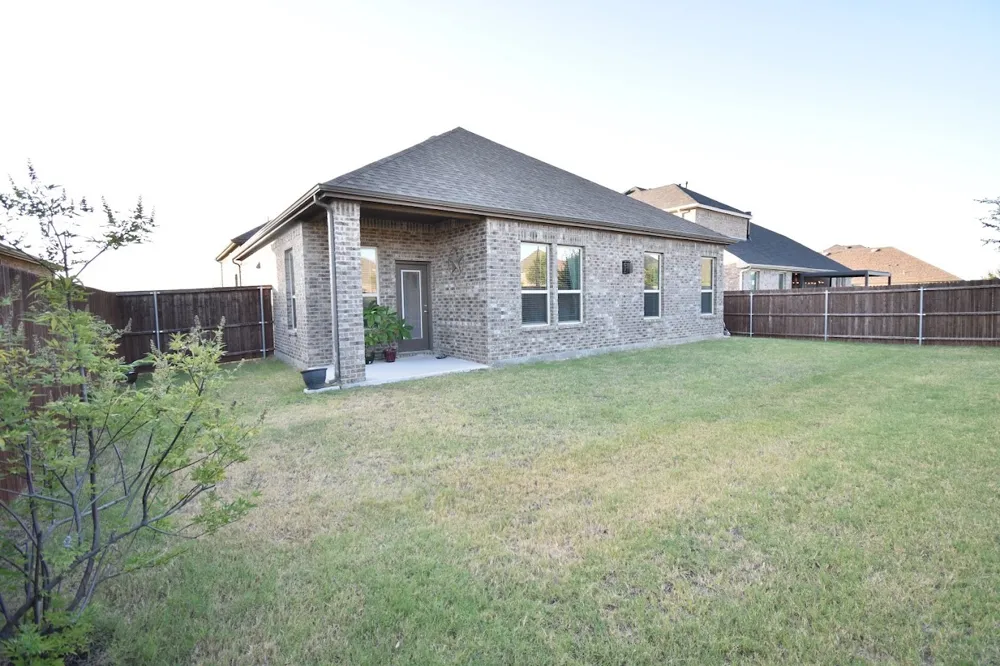 1405 Xeresa Drive Little Elm, TX 75068