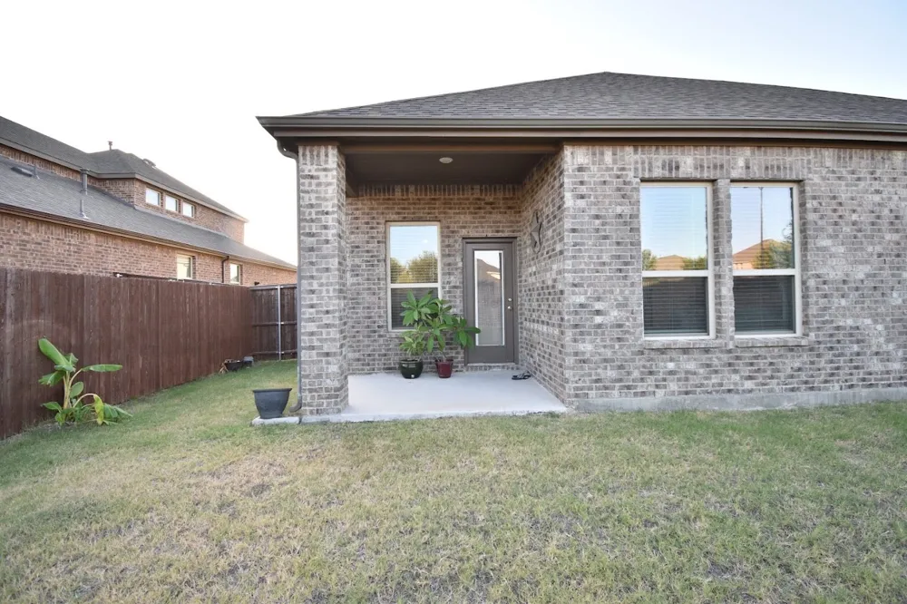 1405 Xeresa Drive Little Elm, TX 75068