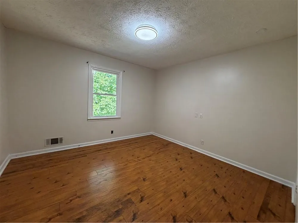 984 Beaver Ruin Road Norcross, GA 30093