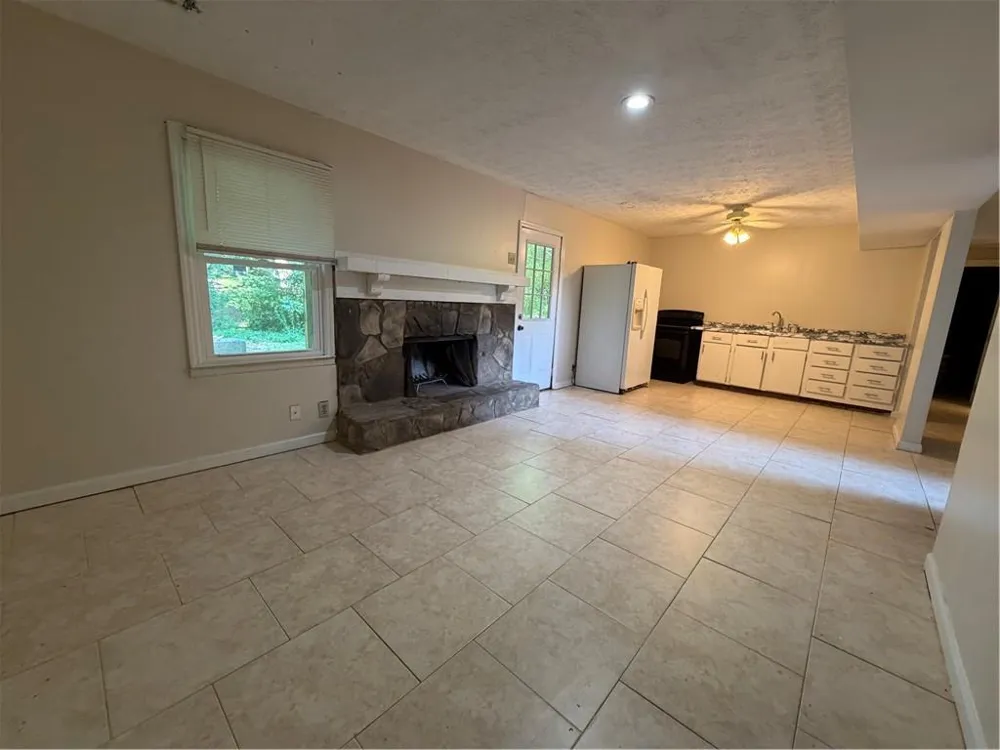 984 Beaver Ruin Road Norcross, GA 30093
