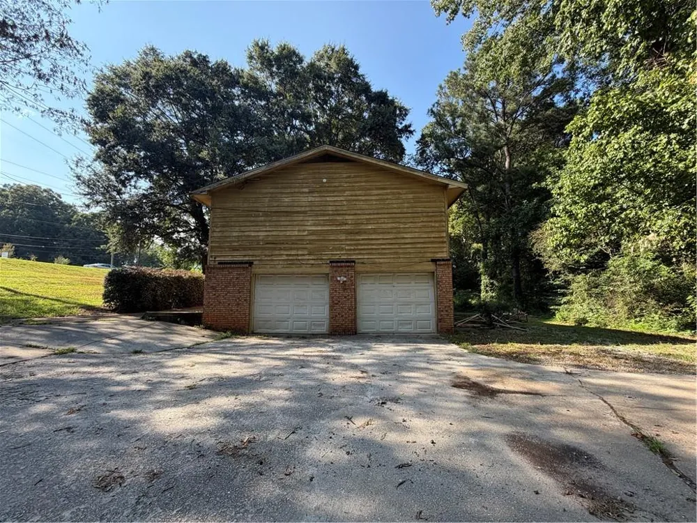 984 Beaver Ruin Road Norcross, GA 30093