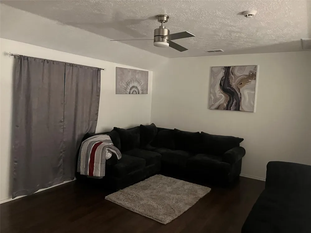 5014 Kleinbrook Drive Houston, TX 77066